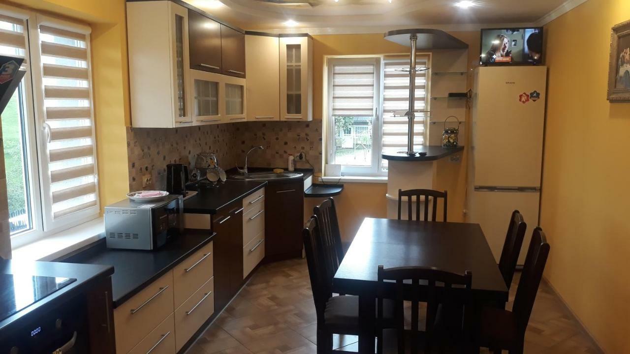 Bee House Поляниця Апартаменти 부코벨 외부 사진